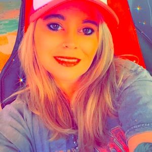 Meet your Posher, Kristin